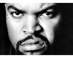 На фото Ice Cube