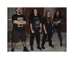 На фото Incantation