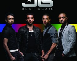 На фото JLS