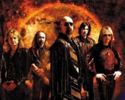 На фото Judas Priest