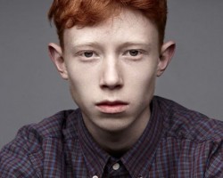 На фото King Krule