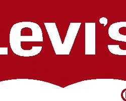 На фото Levi's