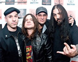 На фото Life of Agony