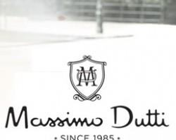 На фото Massimo Dutti