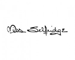 На фото Miss Selfridge