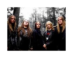 На фото Moonsorrow