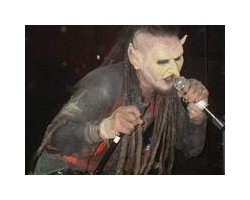 На фото Mortiis