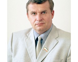 На фото Александр Черноморов