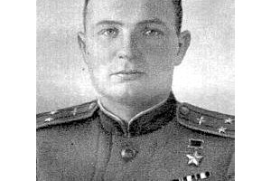 Лев Шестаков