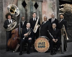 На фото Preservation Hall Jazz Band