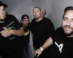 На фото Sacred Reich