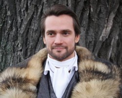 На фото Дмитрий Миллер