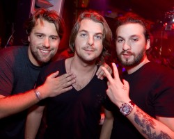 На фото Swedish House Mafia