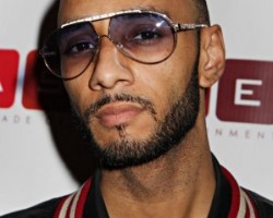 На фото Swizz Beatz