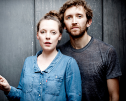 На фото Sylvan Esso