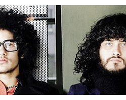 На фото The Mars Volta