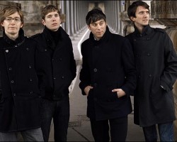 На фото The Rakes