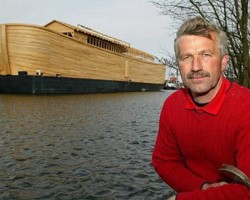 На фото Йохан Хьюберс