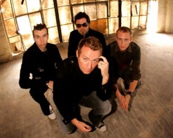 На фото Thousand Foot Krutch